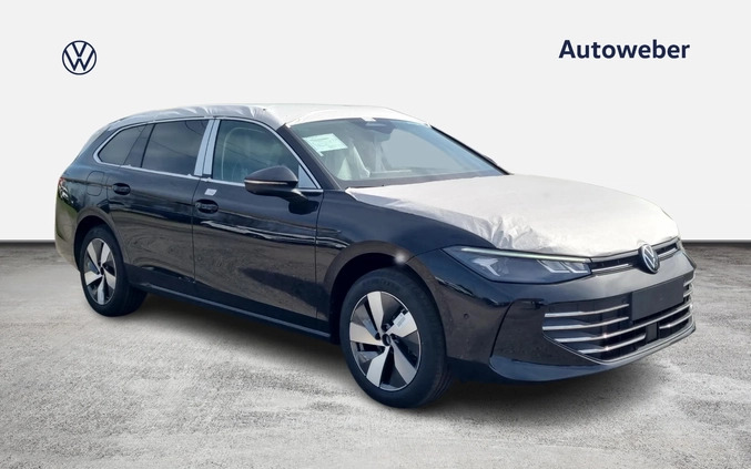 Volkswagen Passat cena 205470 przebieg: 5, rok produkcji 2024 z Skaryszew małe 106